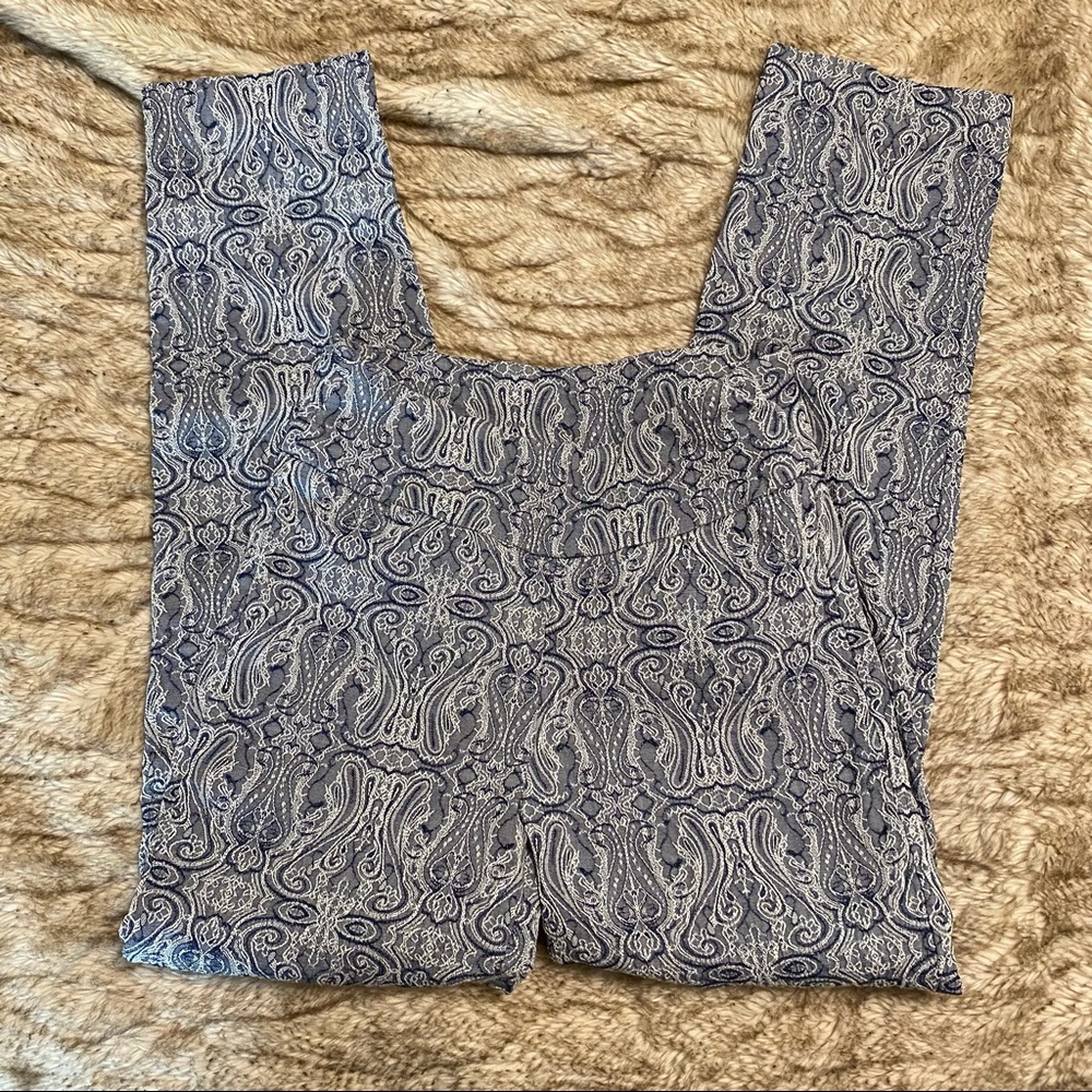 Lulu-B Stretchy Printed Blue and White Pants Size 2